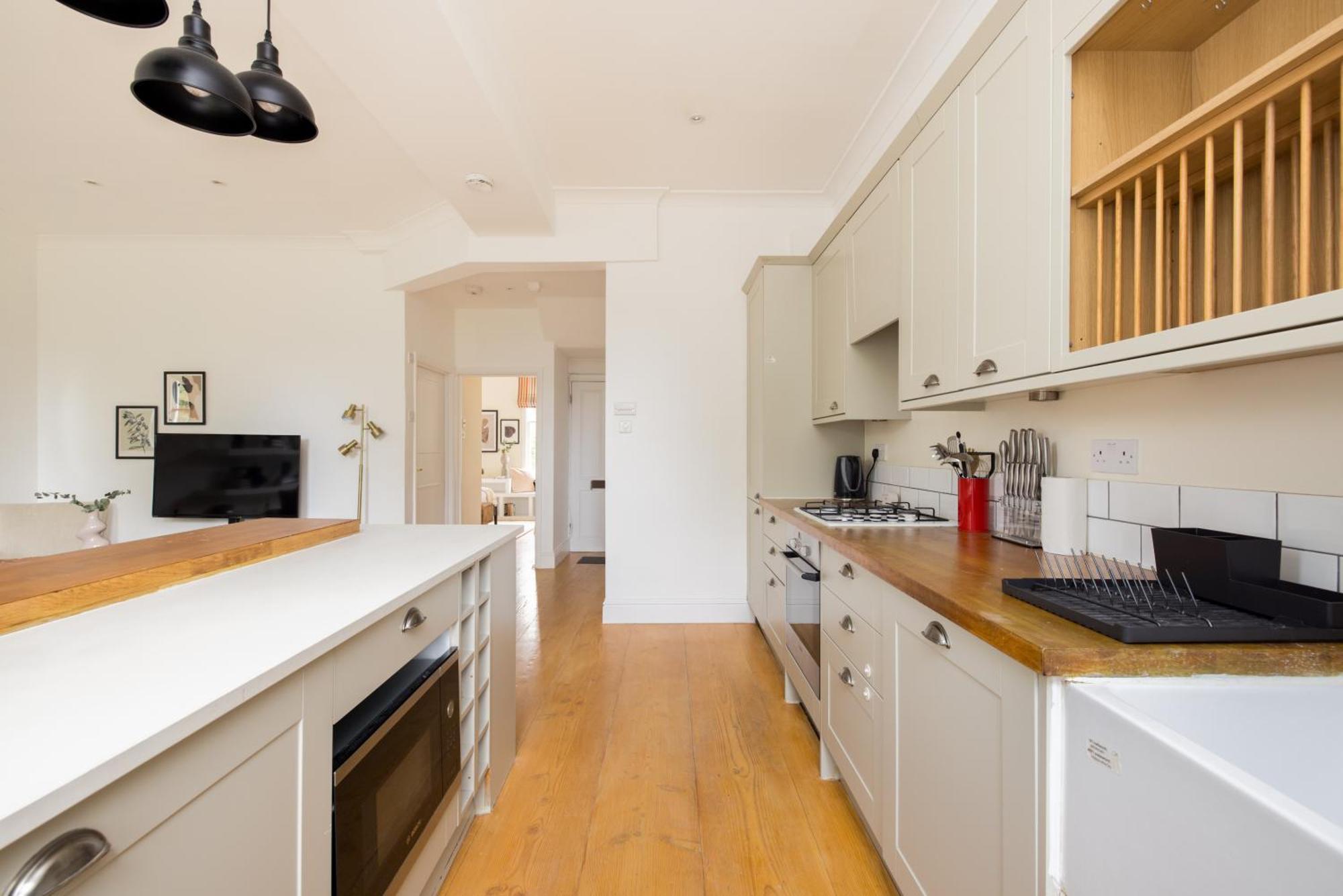 The Philbeach Gardens Place - Lovely 5Bdr Flat With Terrace London Eksteriør billede