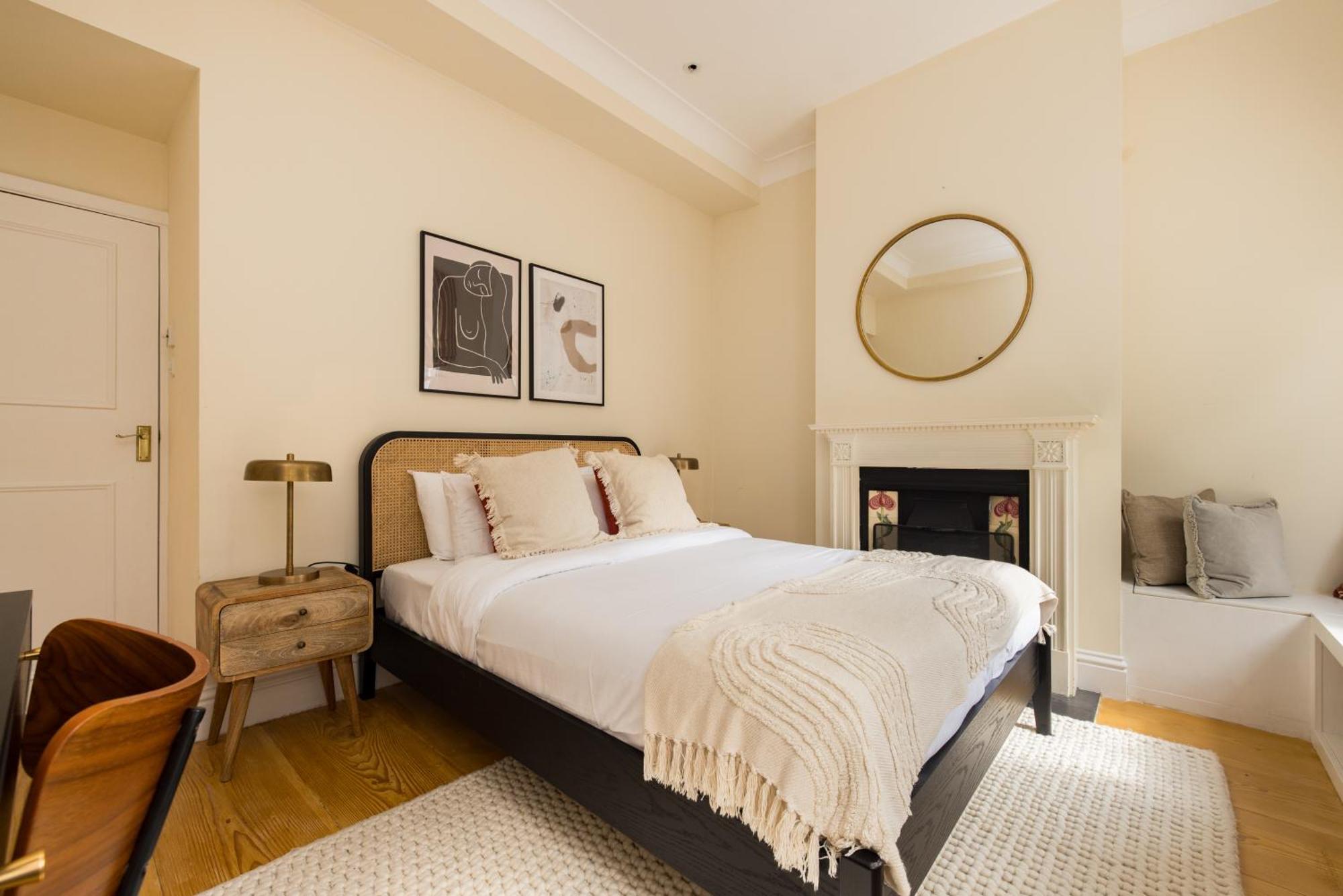 The Philbeach Gardens Place - Lovely 5Bdr Flat With Terrace London Eksteriør billede